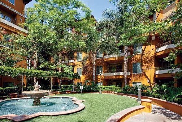 Oakwood At Palazzo East Hotell Los Angeles Exteriör bild